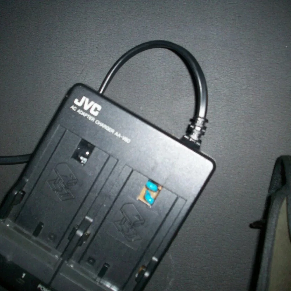 JVC Adapter Charger AA-V80EG Dual Voltage OEM Genuine Fits Battery (BN-V856U)
